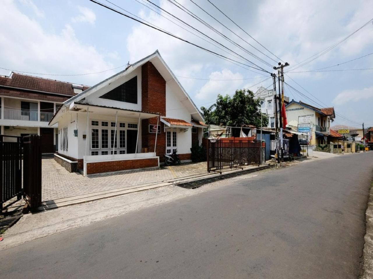Reddoorz Near Moro Mall Purwokerto Dış mekan fotoğraf